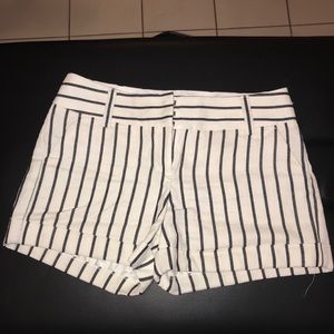 Striped linen shorts